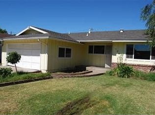 2009 N 4th St, Ceres, CA 95307