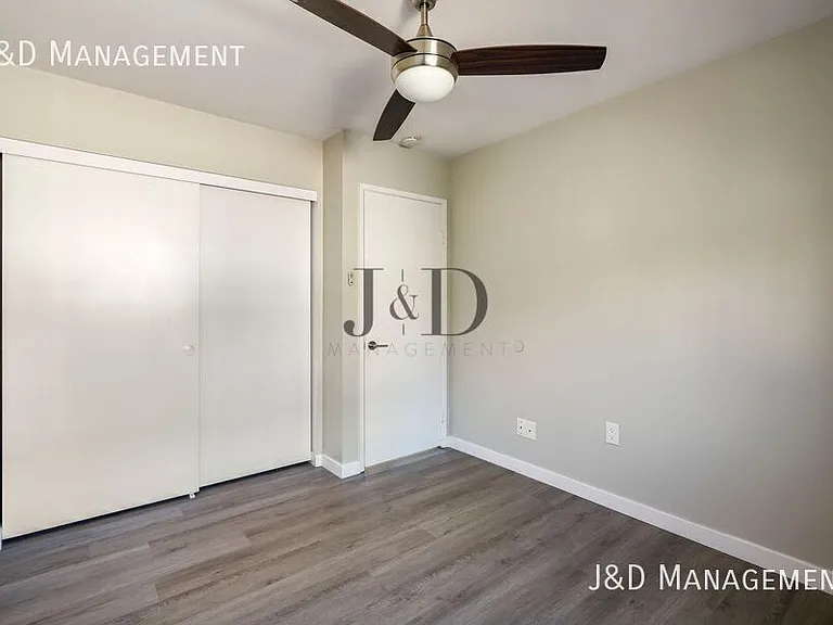 4624 Oregon St — Photo 10