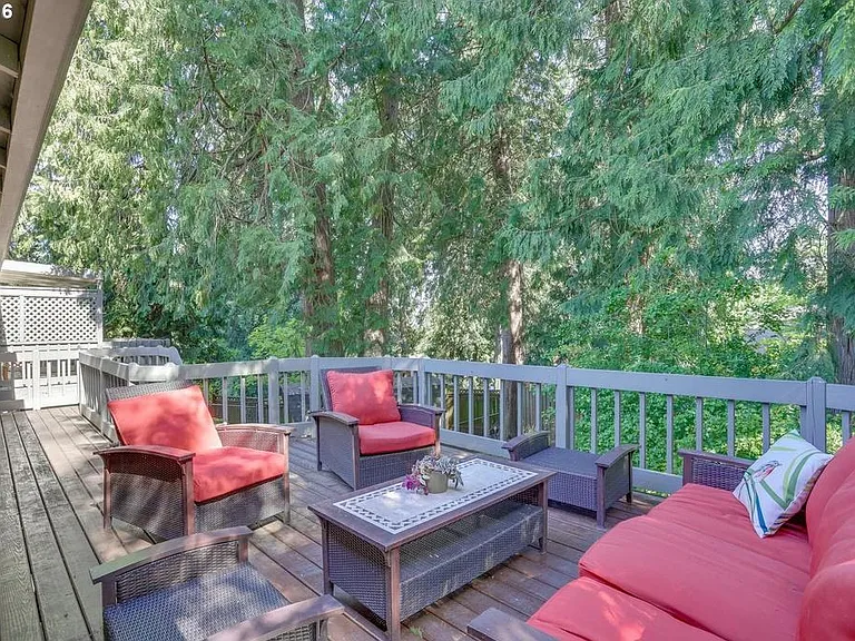 23645 NE Holladay St — Photo 23