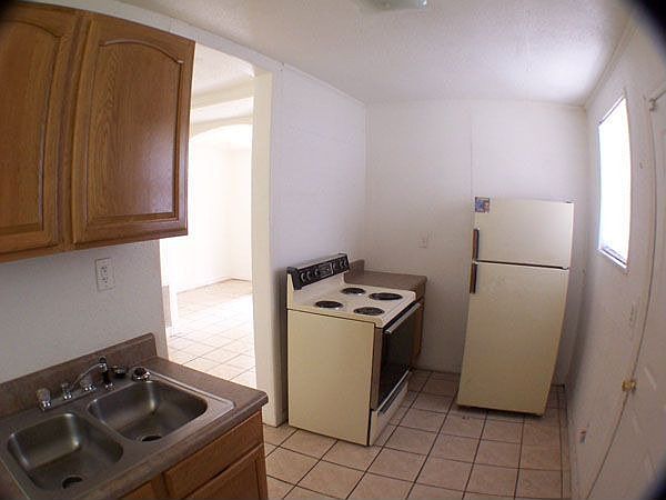 2nd image of 3249 Mabry Ter