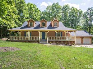 129 Oak Ridge Dr, Willow Spring, NC 27592