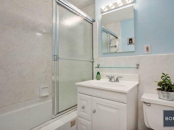 4th image of 35 Park Ave APT 14J