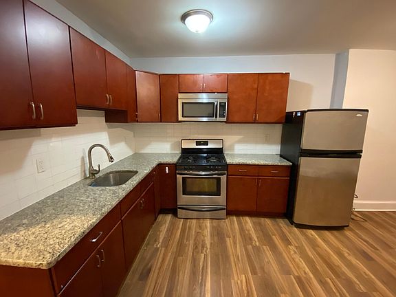 2nd image of 3503 W Clearfield St #1