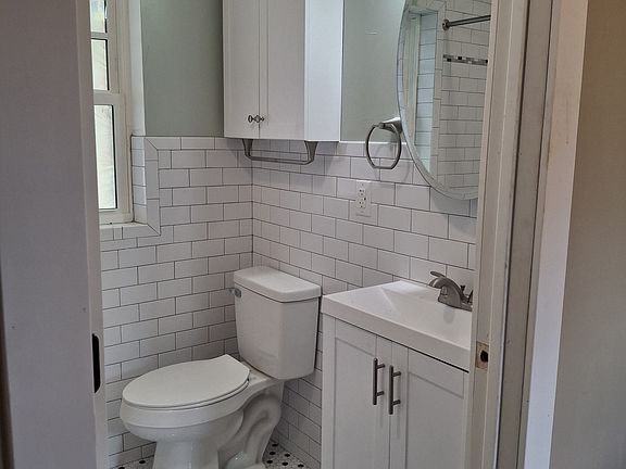 3rd image of 2163 Post St APT 3