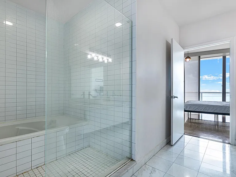 888 Biscayne Blvd #4412 — Photo 14