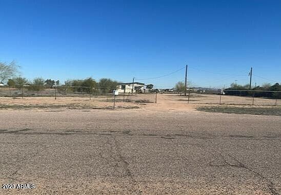 3rd image of 3959 S Mammoth Drive