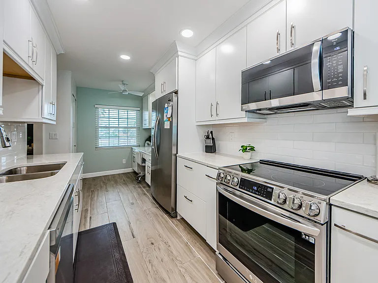 2900 Gulf Blvd #205 — Photo 16