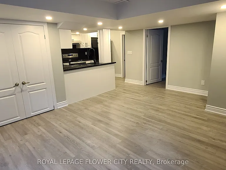 13 Tideland Dr — Photo 3