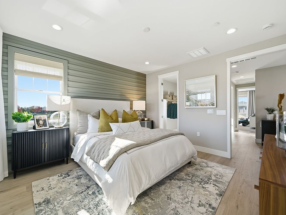 Verdello at Arroyo Crossings in Livermore, CA by Trumark Homes I Verdello Residence 1 Model I Primar