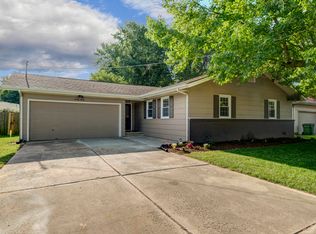 2030 S Moore Rd, Springfield, MO 65807