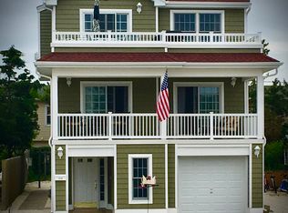 114 E 6th St, Ship Bottom, NJ 08008