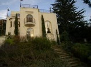 6066 Aspinwall Rd, Oakland, CA 94611