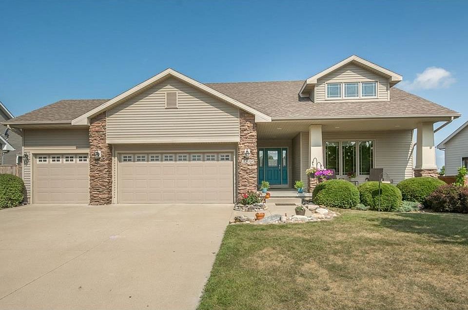 1st image of 1218 Rosewood Dr SW