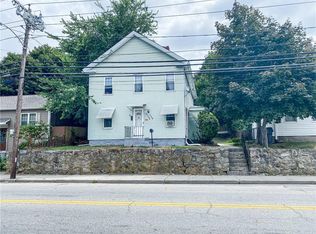 1558 Main St, West Warwick, RI 02893