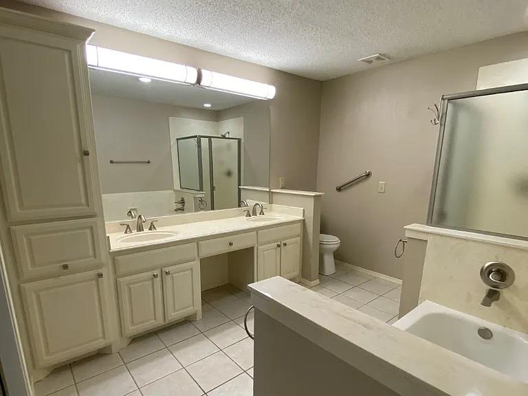 9038 Hillside Dr — Photo 13