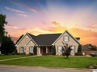 142 Deerfield Dr, Decatur, AL 35603