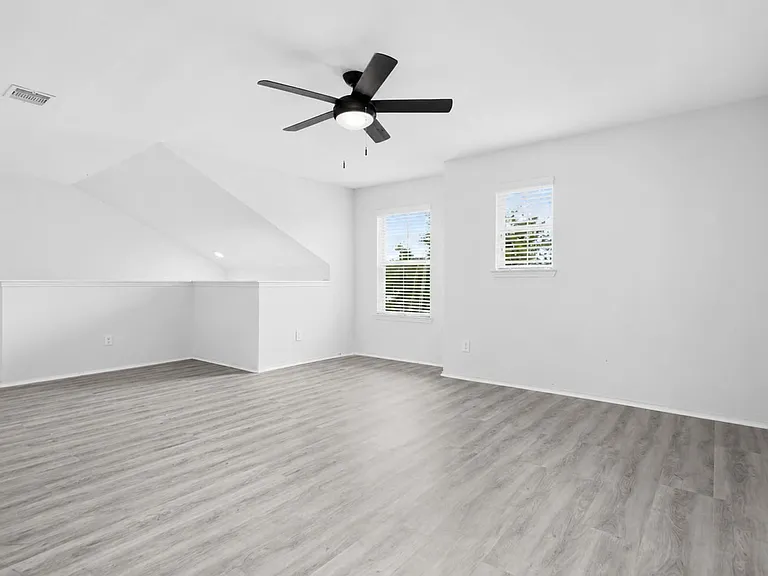 166 Meadow Grove Dr — Photo 30