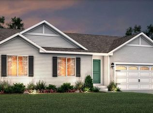 213 Creek Pointe Cir, Durand, MI 48429