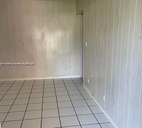 3rd image of 5219 SW 43rd Ter #2