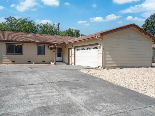 165 Glacier Circle, Vacaville, CA 95687