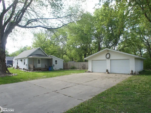 1115 John St, Webster City, IA 50595