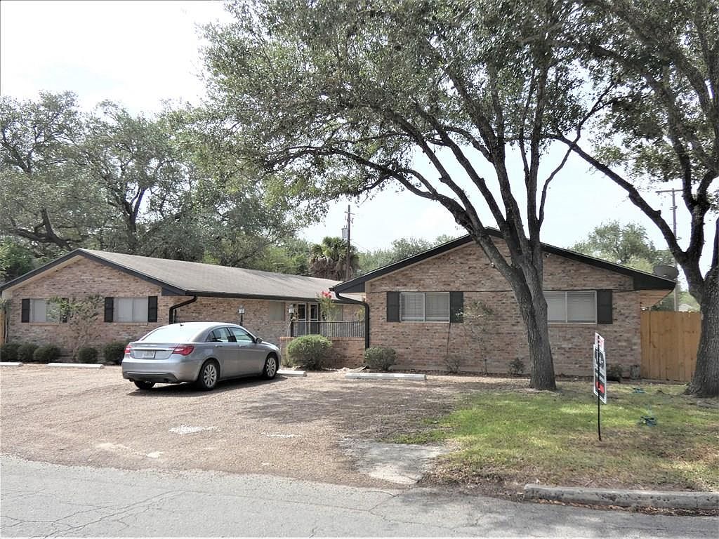 200 E Cleveland St, Beeville, TX 78102 Zillow