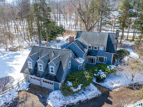 2nd image of 340 Sturges Ridge Road
