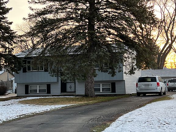 3rd image of 5960 S 35th St