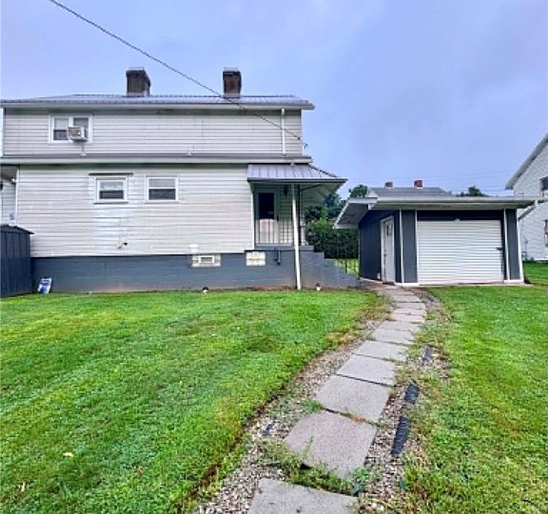 1st image of 134 Grant St