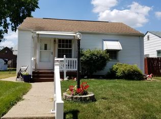 1525 S 8th St, Burlington, IA 52601