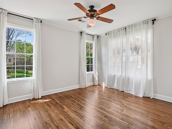 5th image of 3573 Philwood Ave