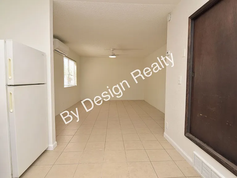 3334 E Presidio Rd — Photo 8
