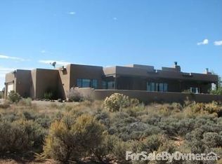 48 Vista Linda Rd, Taos, NM 87557