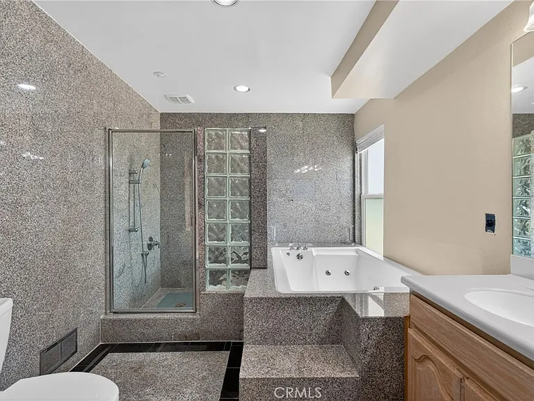 18259 Minnehaha St — Photo 27