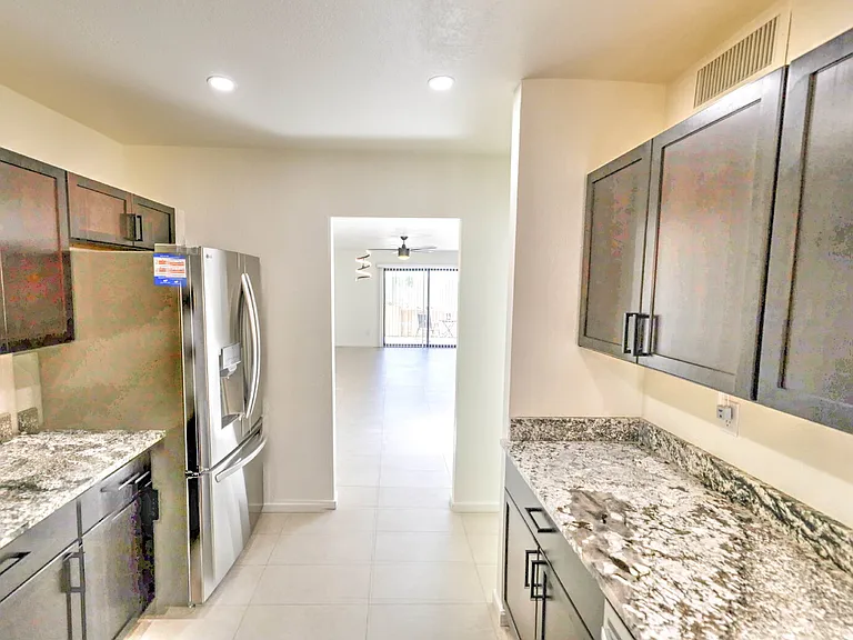 5144 N Avenida Primera — Photo 7