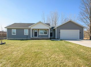 3414 Whites Bridge Rd, Lowell, MI 49331