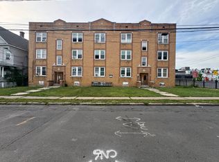 14 Standish St APT 2E, Hartford, CT 06114