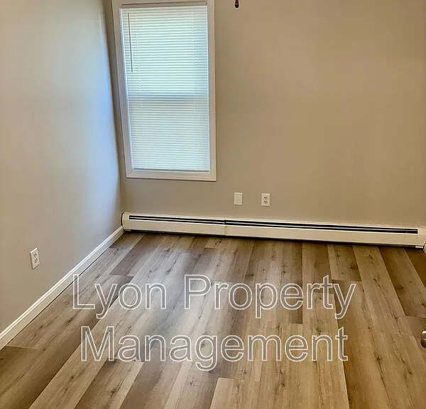 92-94 Anthony Ave #1F — Photo 4