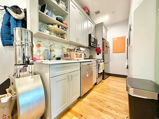 Rented by Doorway NYC, LLC | media 25