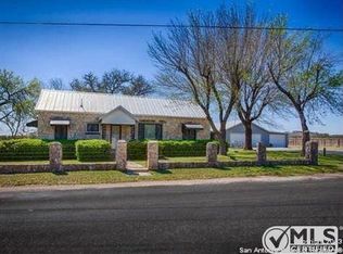 11 Upper Cibolo Creek Rd, Boerne, TX 78006