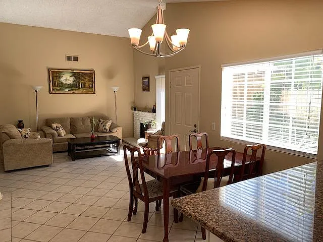 4550 N Ashtree St — Photo 16