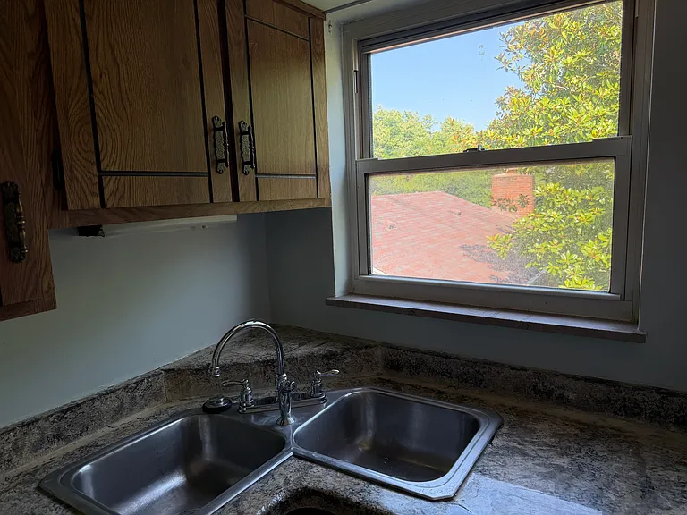 525 Riddle Crest Ln #2 — Photo 3