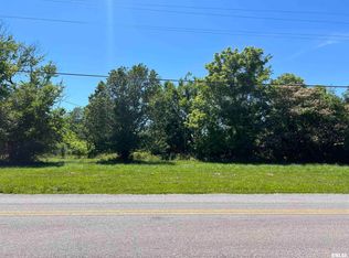 479 Warren Rd, Carbondale, IL 62901