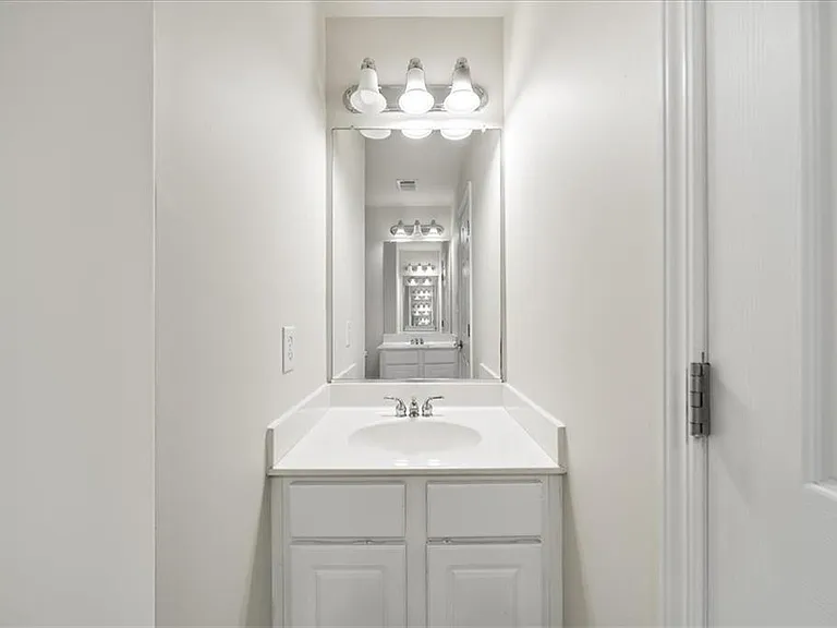 205 16th St NW #18 — Photo 17