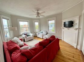 27 Hurd Rd
