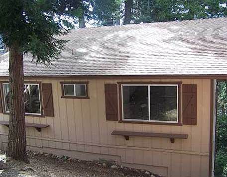 2nd image of 734 Holmes Ct