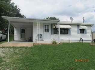 102 Cedar St, Crocker, MO 65452