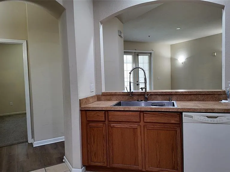 3051 Greystone Loop #206 — Photo 9