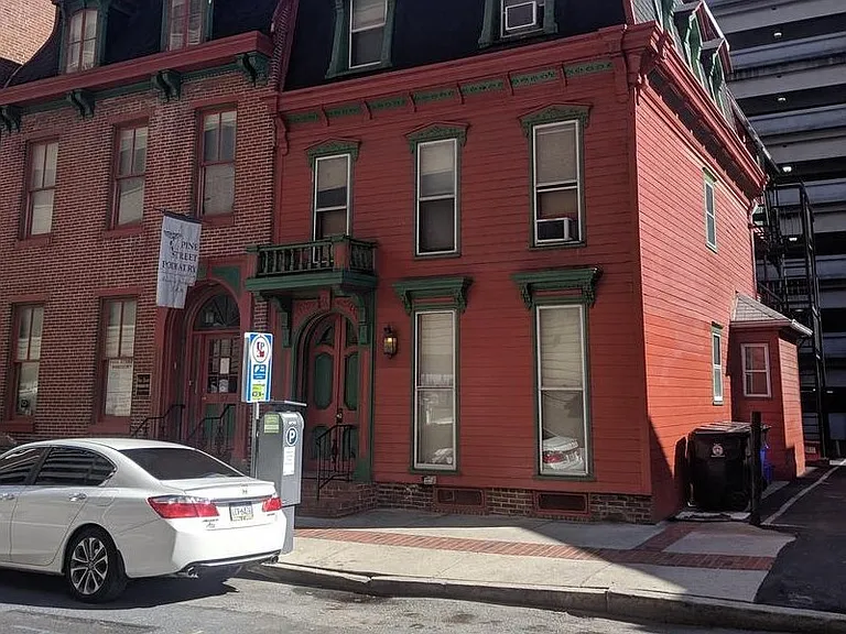 125 Pine St — Photo 2