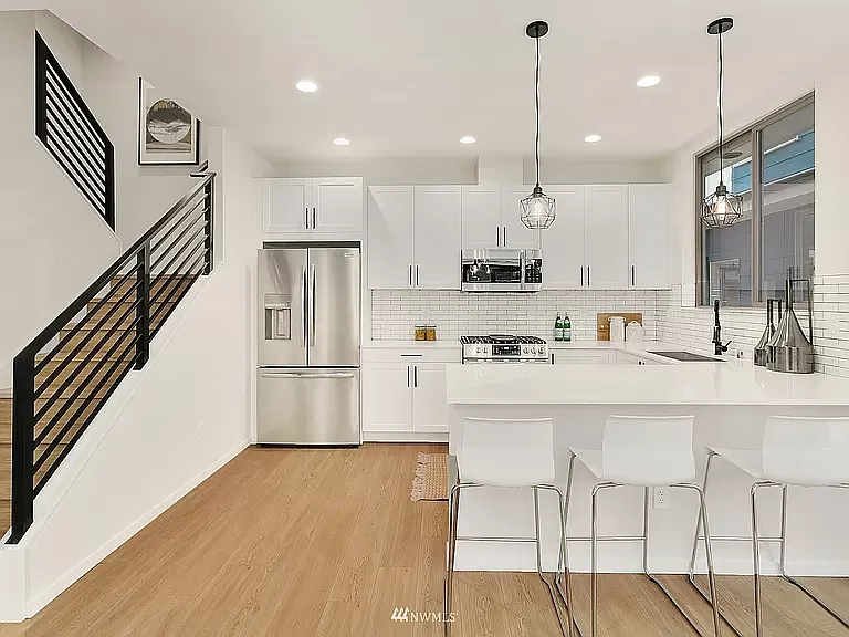 8023 Mary Ave NW #D — Photo 11